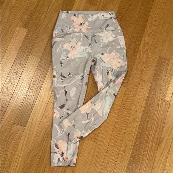 RBX Gray and pink floral Leggings - Picture 1 of 4
